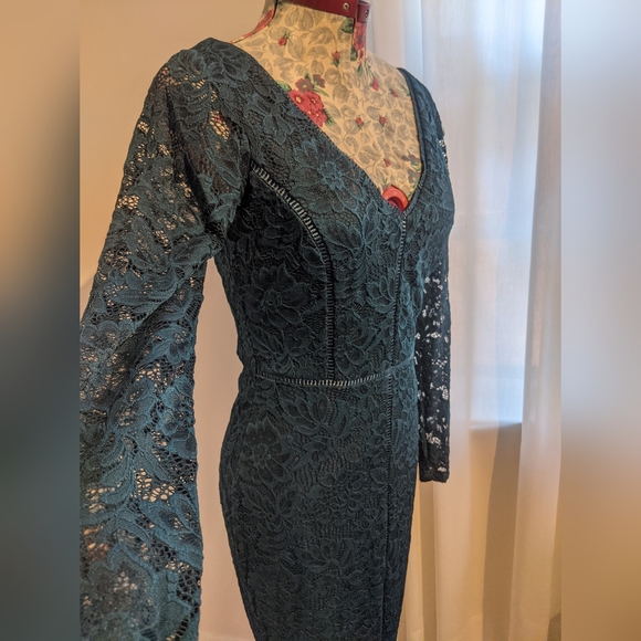 Green lace dress size XS - Picture 6 of 7